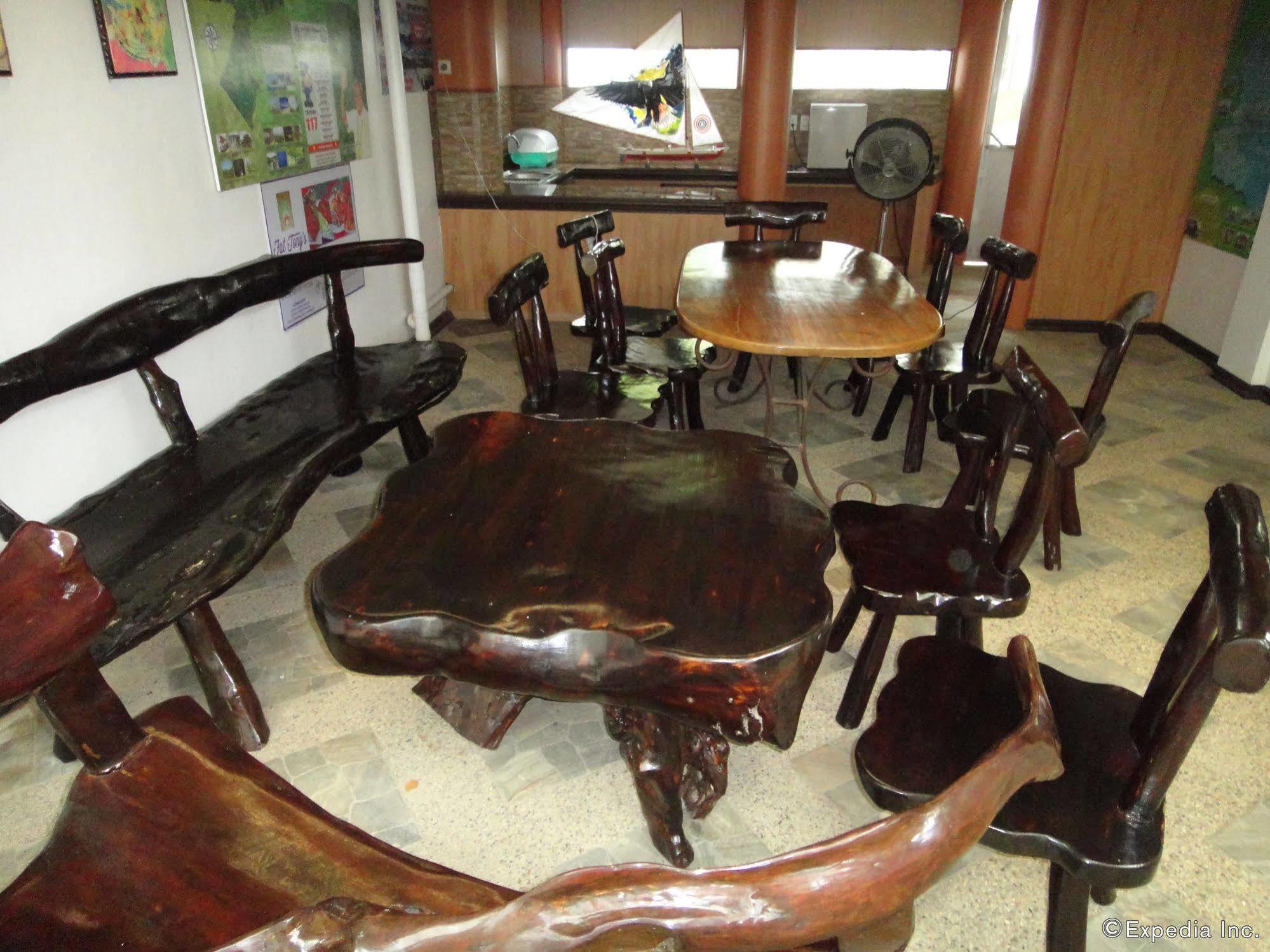 Balay Tuko Garden Inn Puerto Princesa Екстер'єр фото