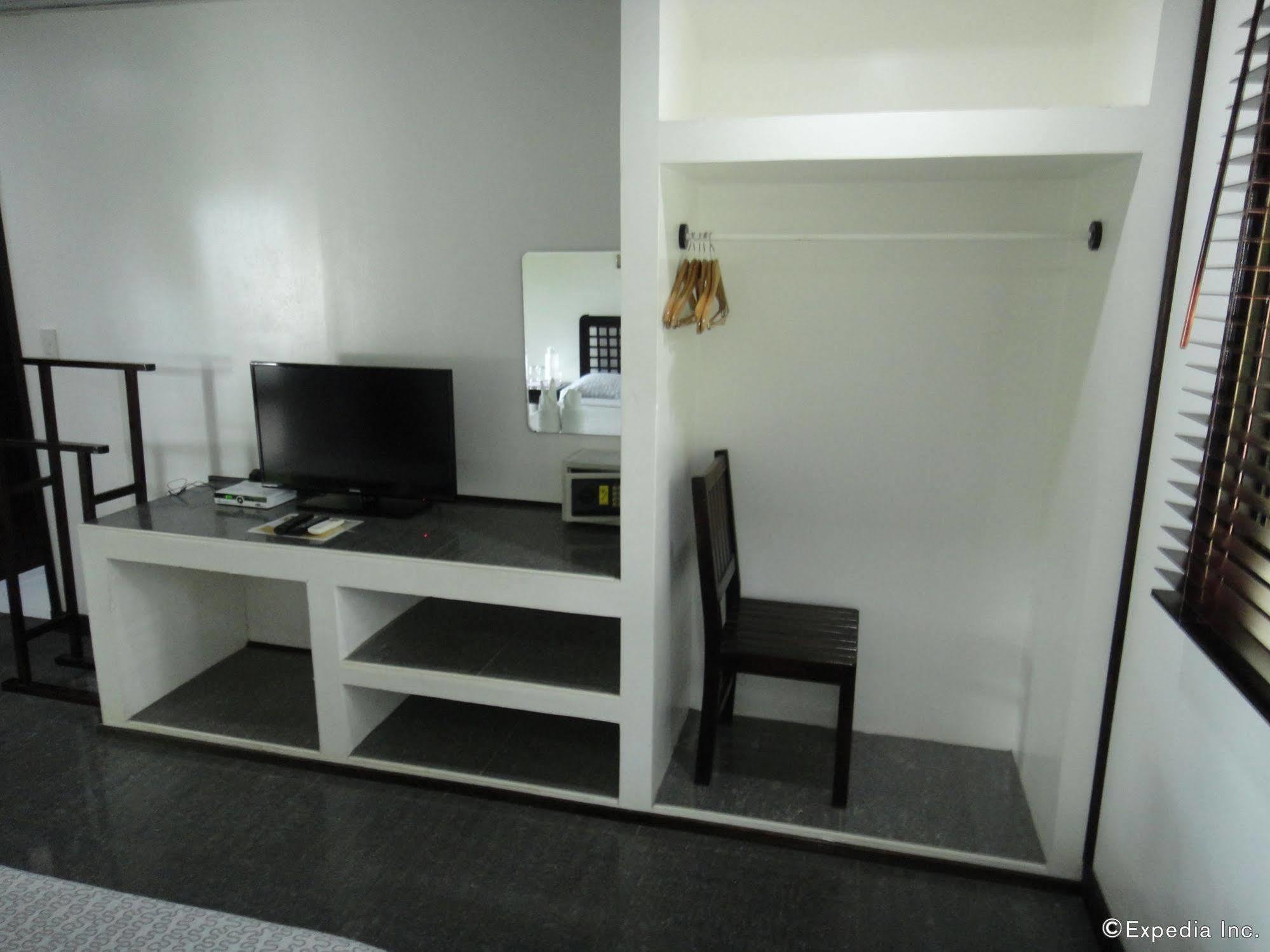 Balay Tuko Garden Inn Puerto Princesa Екстер'єр фото